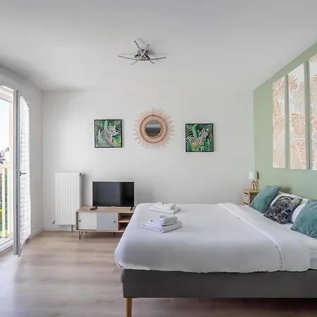 Studio 30 M2 Tout Confort - Rer A 3 Min, Acces Paris & Disneyland Villiers-sur-Marne Exterior photo