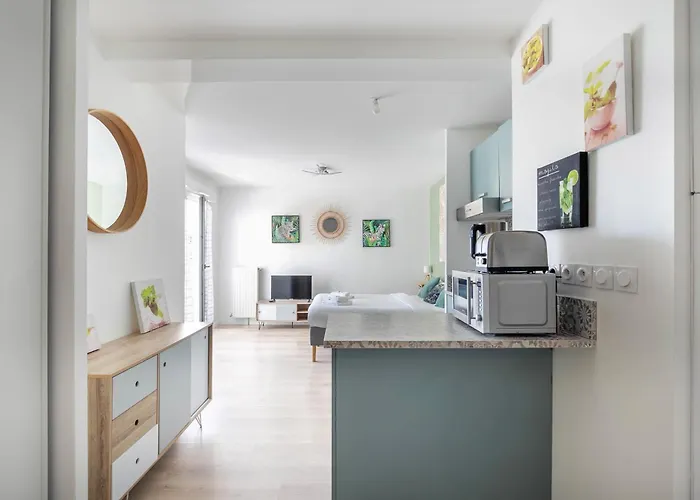 Studio 30 M2 Tout Confort - Rer A 3 Min, Acces Paris & Disneyland
