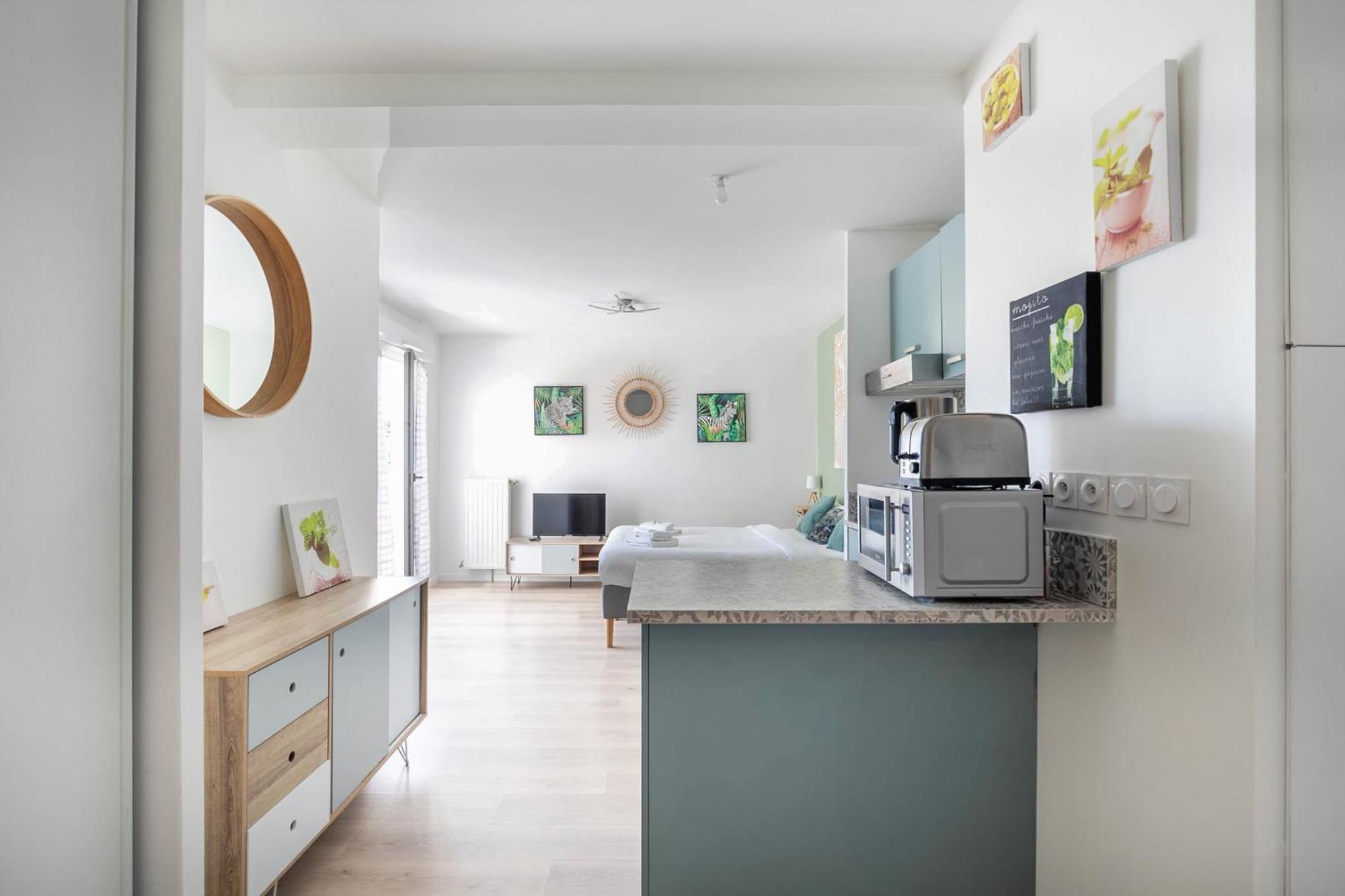 Apartment Studio 30 M2 Tout Confort - Rer A 3 Min, Acces Paris & Disneyland